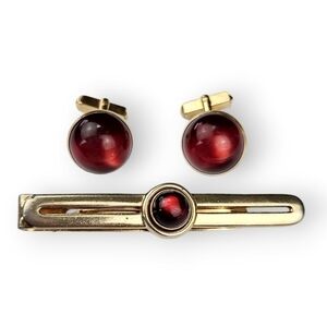Swank Cufflinks Tie Bar Set Red Moonglow Lucite Cabochon Gold Plated Vintage 60s